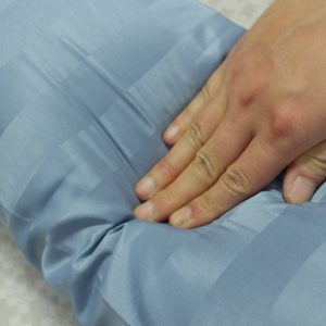 Vỏ gối ôm Olympia Bigo cotton lụa sọc 3cm - Ảnh 4