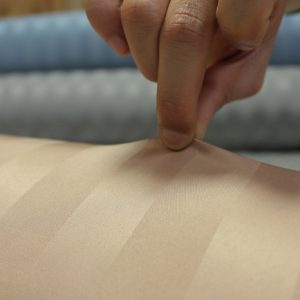 Vỏ gối ôm Olympia Bigo cotton lụa sọc 3cm - Ảnh 8